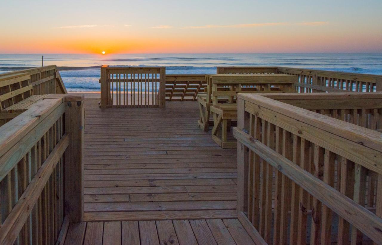 Holiday Inn Express Nags Head Oceanfront By Ihg Εξωτερικό φωτογραφία